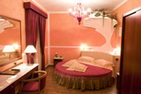 Hotel Benessere Villa Fiorita Colfiorito Ngoại thất bức ảnh
