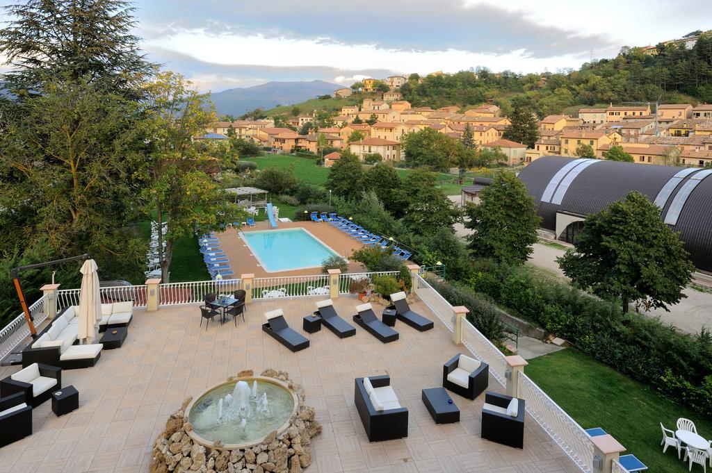 Hotel Benessere Villa Fiorita Colfiorito Ngoại thất bức ảnh