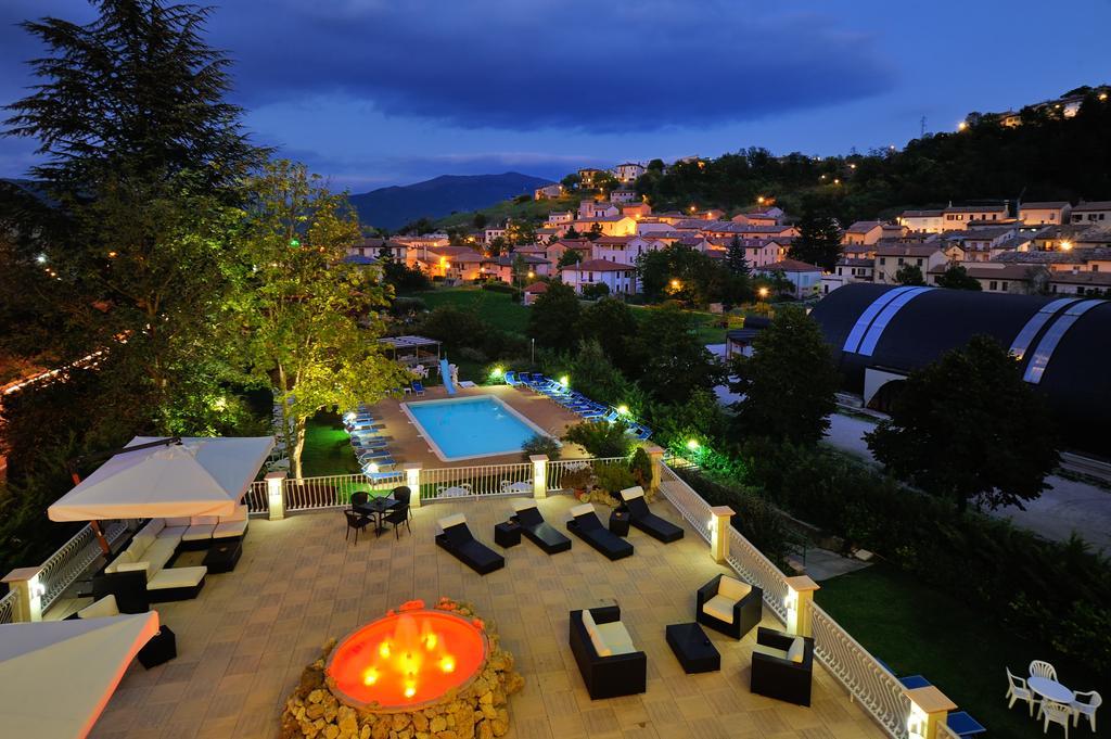 Hotel Benessere Villa Fiorita Colfiorito Ngoại thất bức ảnh