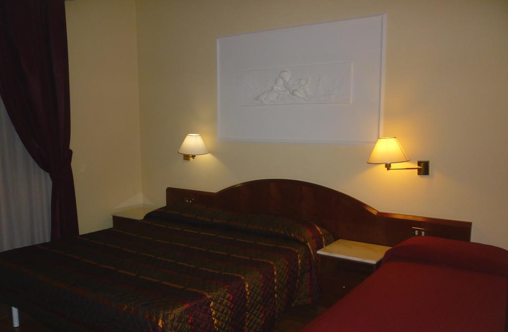 Hotel Benessere Villa Fiorita Colfiorito Ngoại thất bức ảnh